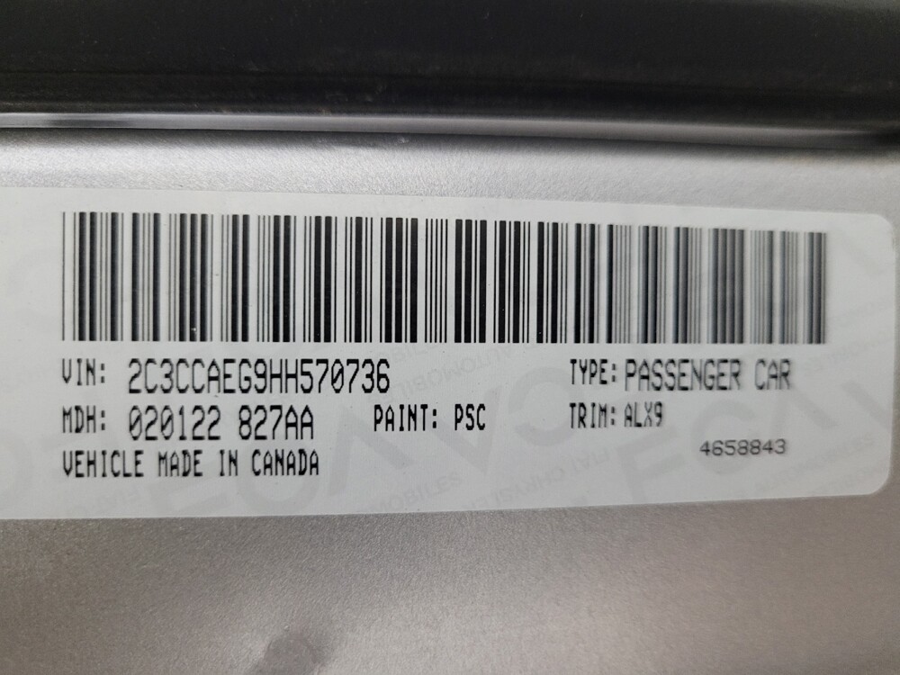 2017 Chrysler 300 in Chandler, AZ 85225 - 18068986 33