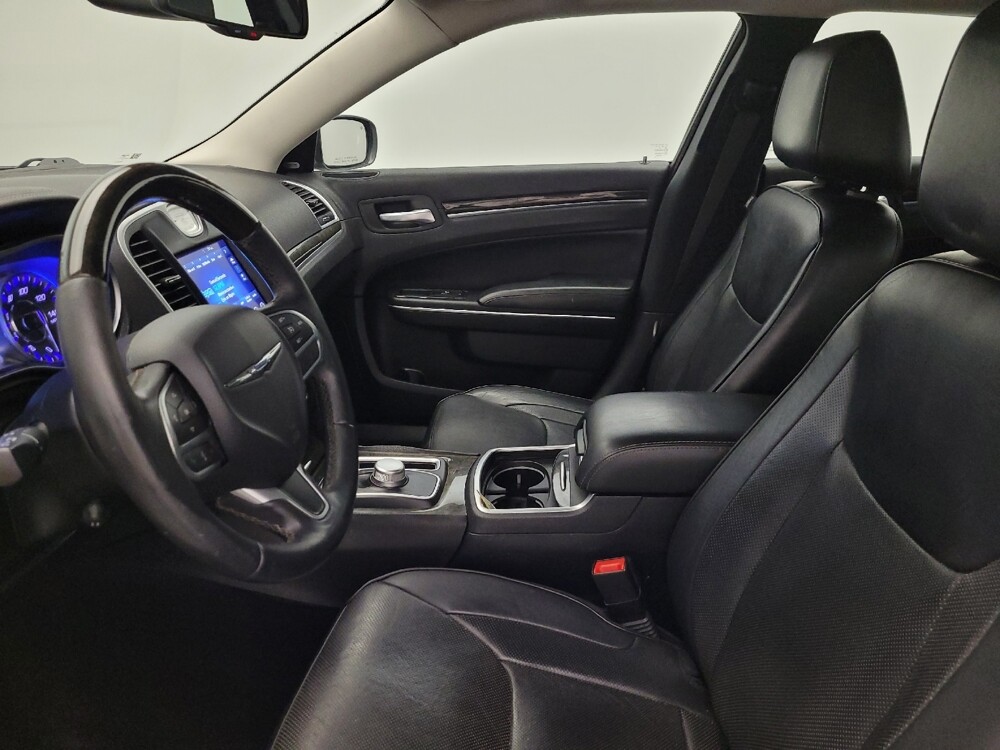 2017 Chrysler 300 in Chandler, AZ 85225 - 18068986 17