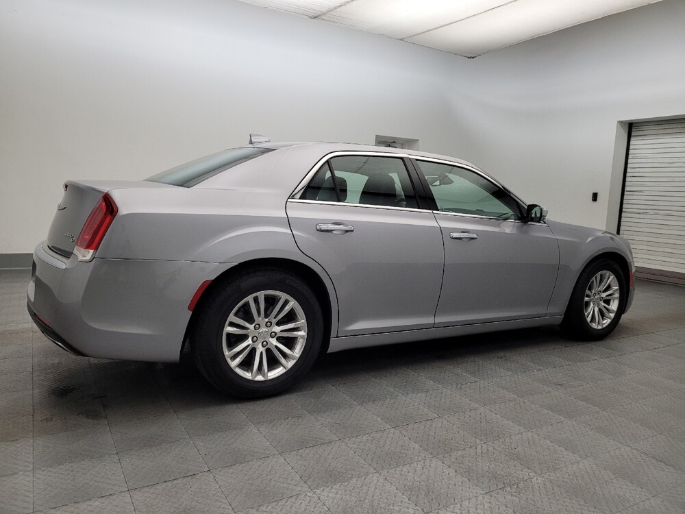 2017 Chrysler 300 in Chandler, AZ 85225 - 18068986 10