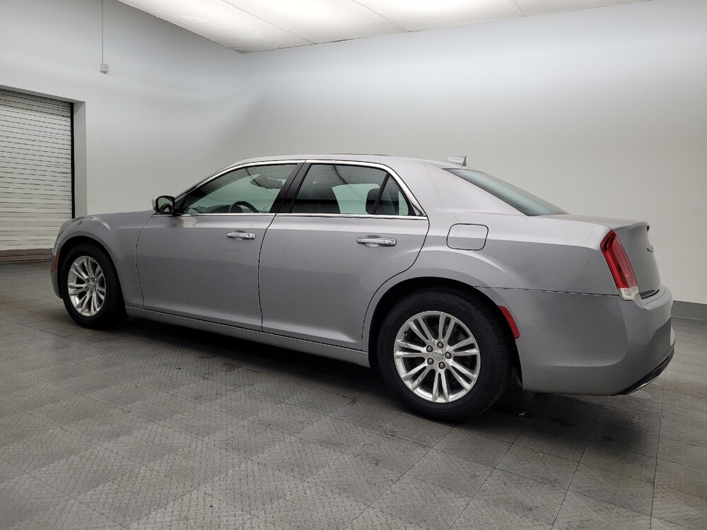 2017 Chrysler 300 in Chandler, AZ 85225 - 18068986 3