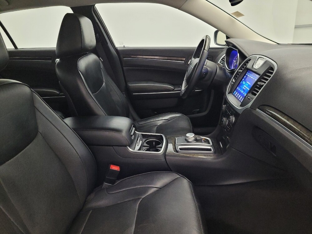 2017 Chrysler 300 in Chandler, AZ 85225 - 18068986 21