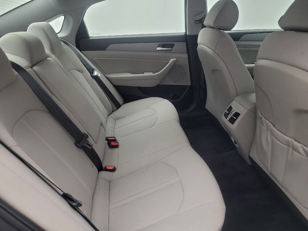 2018 Hyundai Sonata in Charlotte, NC 28273 - 18069004 19