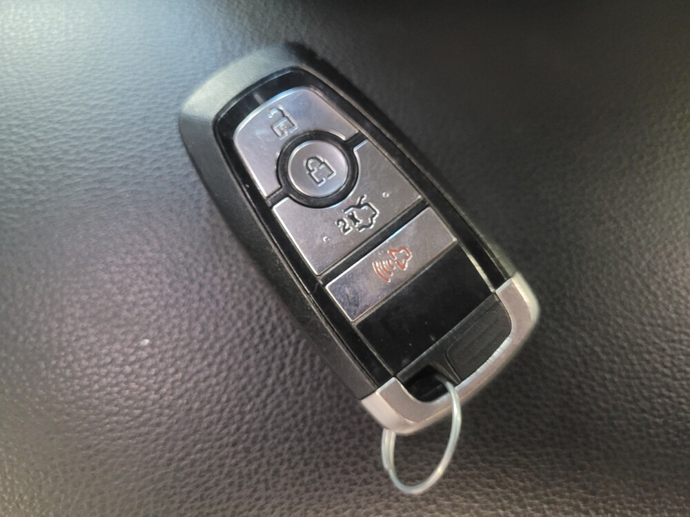 2019 Ford Fusion in Conway, SC 29526 - 18069005 32