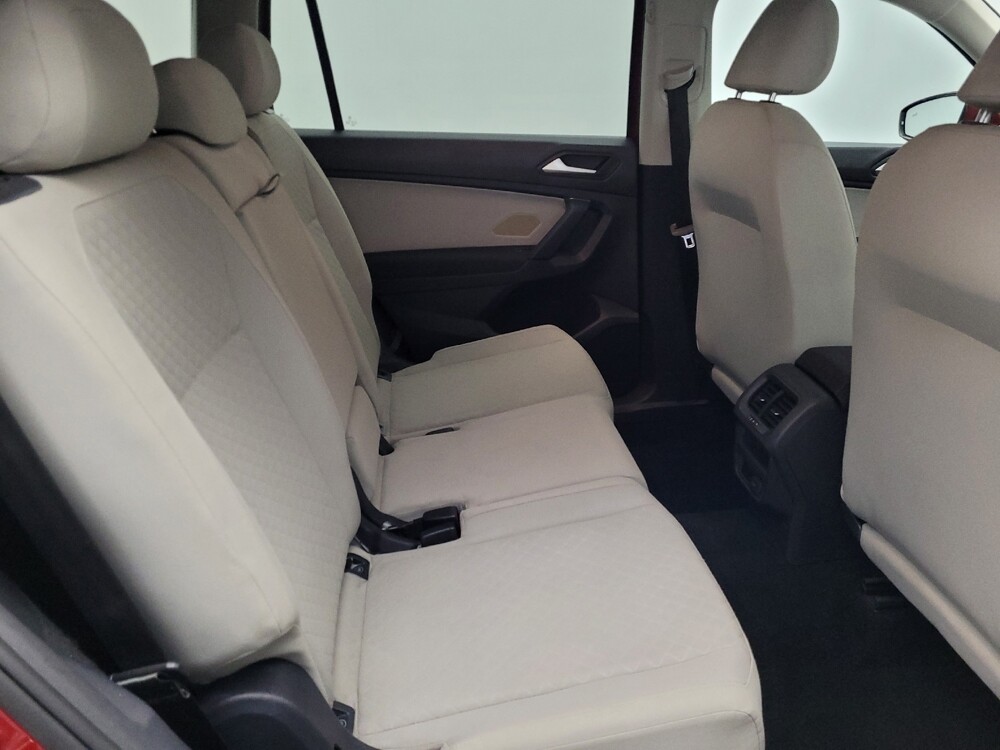 2019 Volkswagen Tiguan in Jacksonville, FL 32225 - 18069006 19