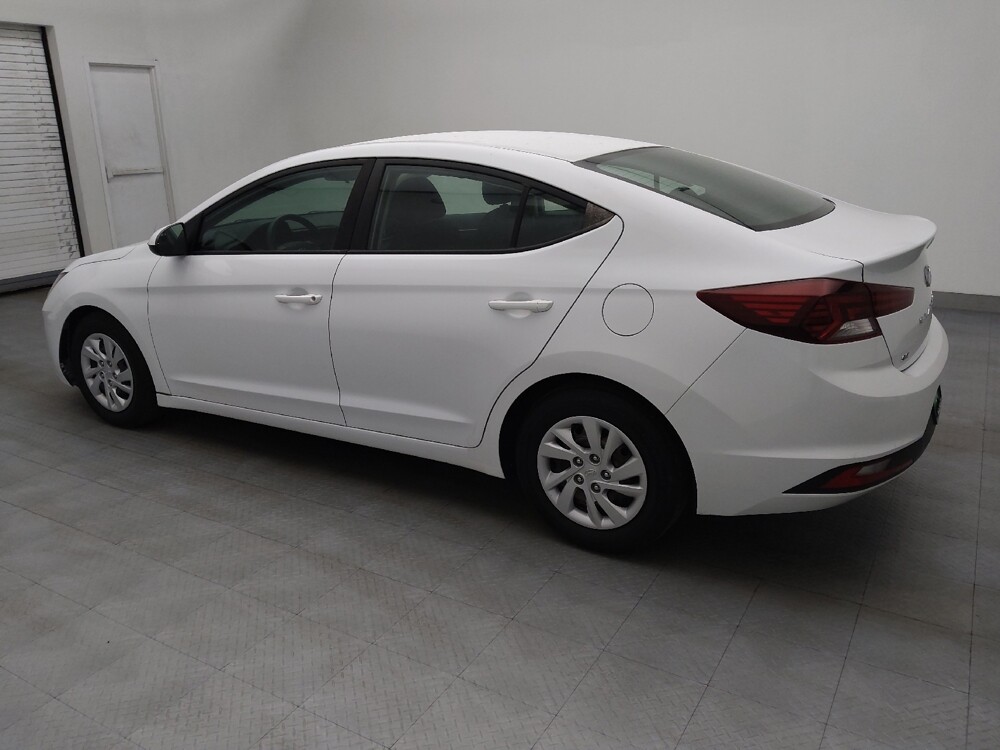 2019 Hyundai Elantra in Raleigh, NC 27604 - 18069010 3