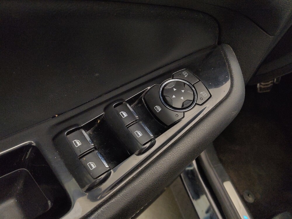 2018 Ford Edge in Wichita, KS 67207 - 18069015 27