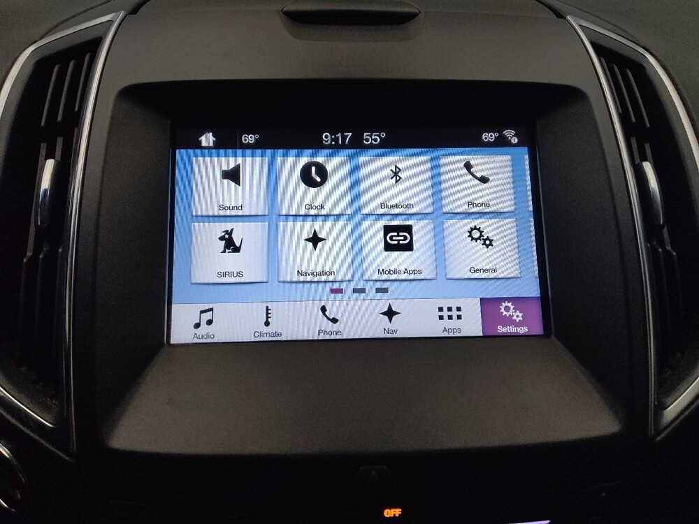 2018 Ford Edge in Wichita, KS 67207 - 18069015 25