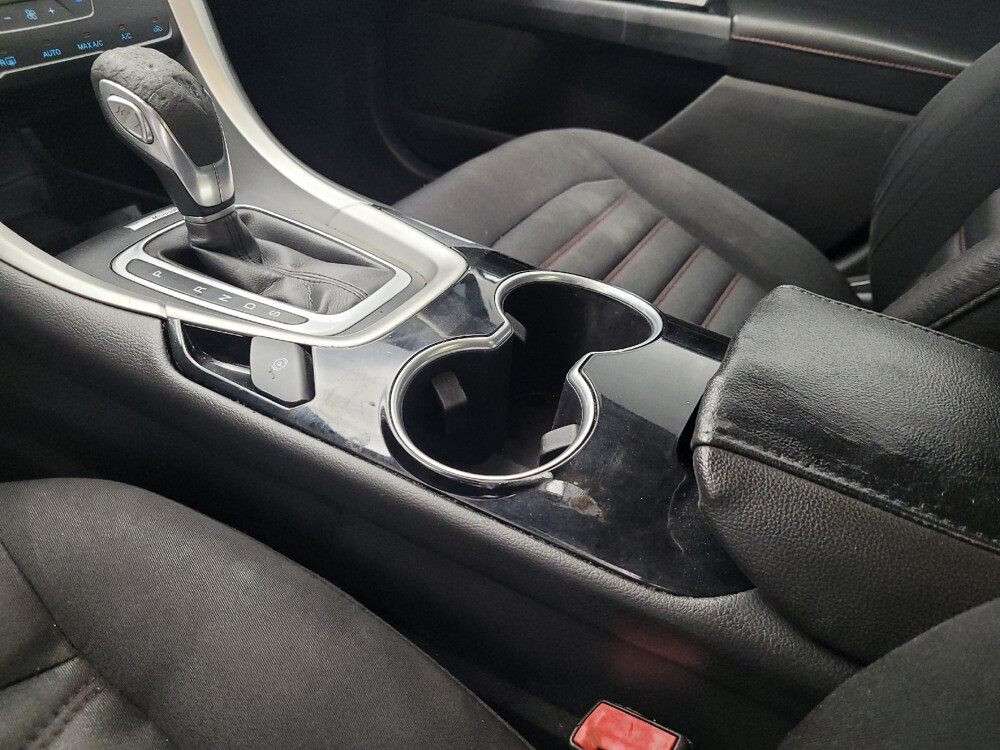 2015 Ford Fusion in Memphis, TN 38128 - 18069021 26