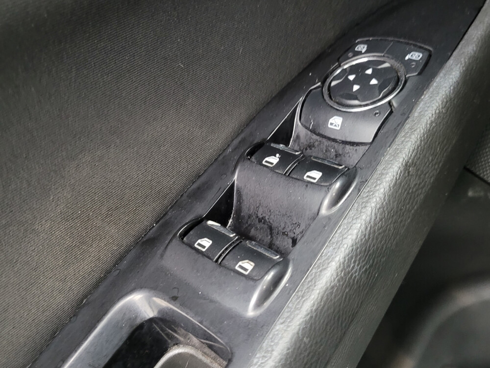 2015 Ford Fusion in Memphis, TN 38128 - 18069021 27