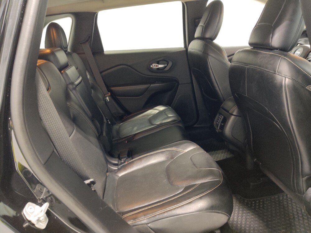 2015 Jeep Cherokee in Columbus, OH 43228 - 18069046 19