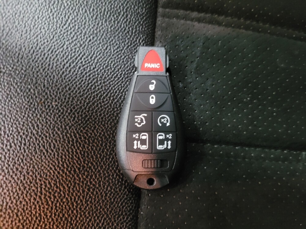 2017 Dodge Grand Caravan in Woodbridge, VA 22191 - 18069062 32