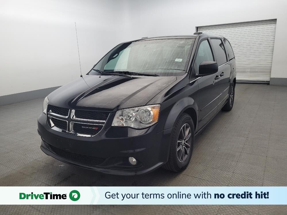 2017 Dodge Grand Caravan in Woodbridge, VA 22191 - 18069062
