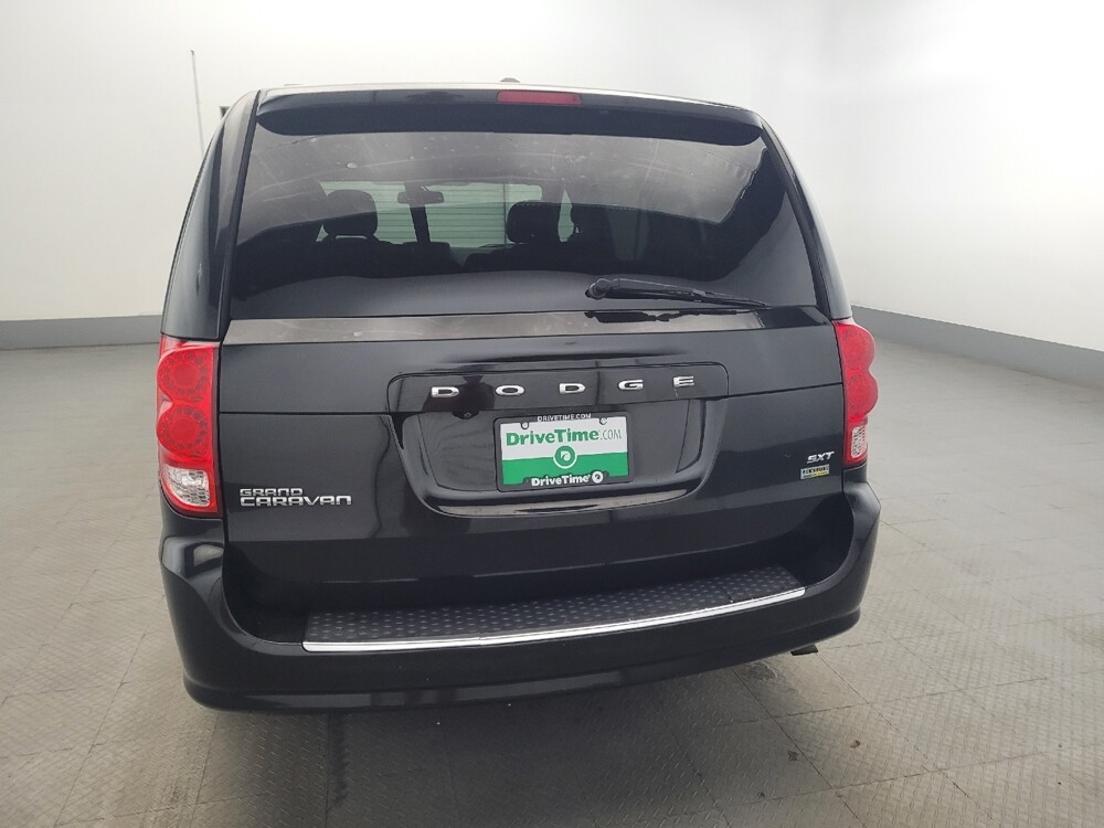 2017 Dodge Grand Caravan in Woodbridge, VA 22191 - 18069062 6