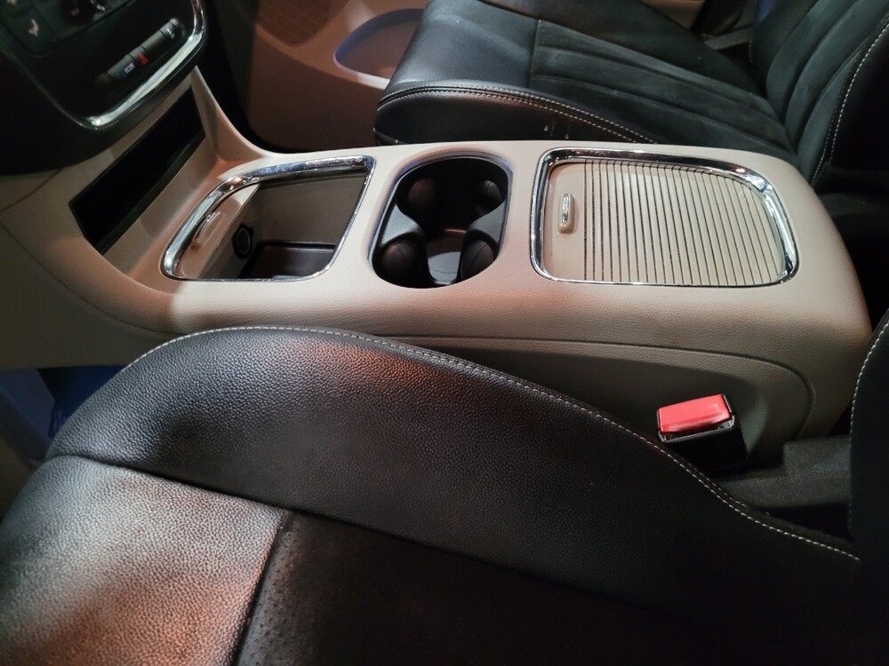 2017 Dodge Grand Caravan in Woodbridge, VA 22191 - 18069062 26