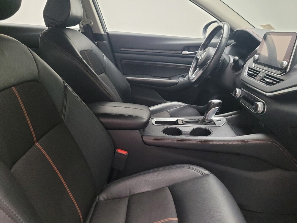 2022 Nissan Altima in Eastpointe, MI 48021 - 18069079 21
