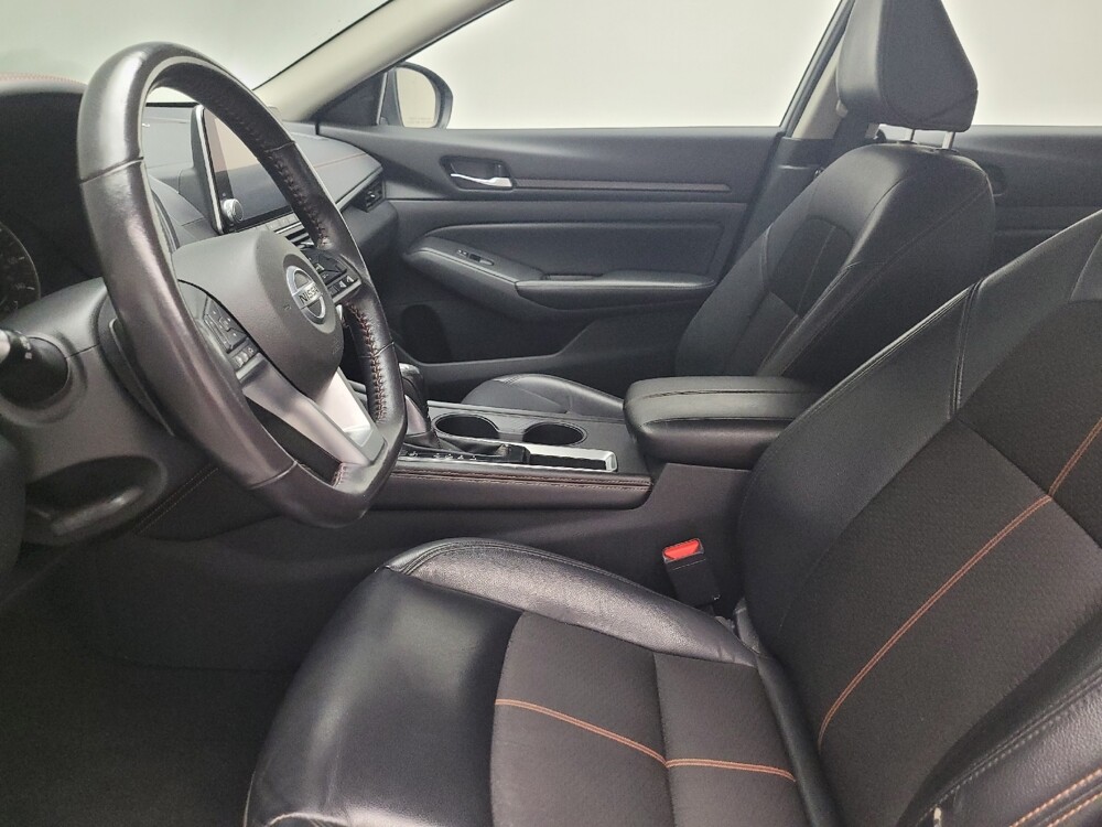 2022 Nissan Altima in Eastpointe, MI 48021 - 18069079 17