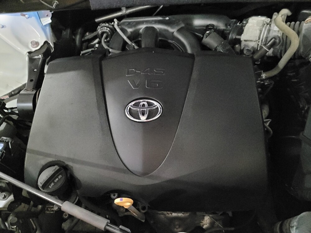 2019 Toyota Highlander in Henrico, VA 23223 - 18069090 30