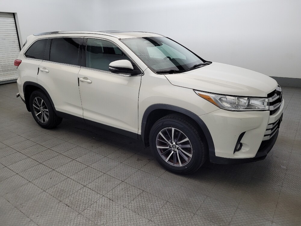 2019 Toyota Highlander in Henrico, VA 23223 - 18069090 11