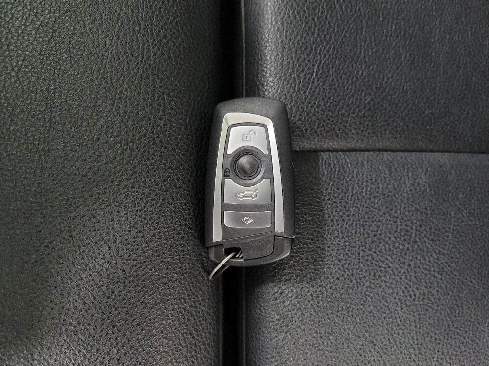 2018 BMW 330i in Pittsburgh, PA 15237 - 18069100 32