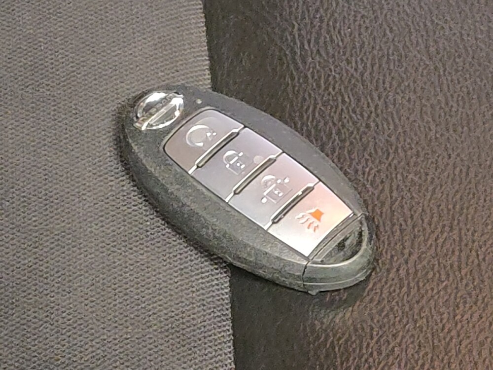 2022 Nissan Rogue Sport in Phoenix, AZ 85022 - 18069109 32