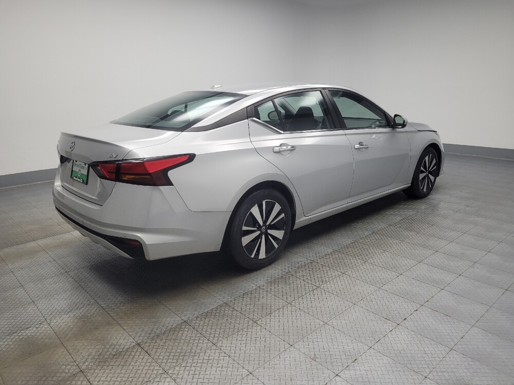 2022 Nissan Altima in Mishawaka, IN 46545 - 18069150 10