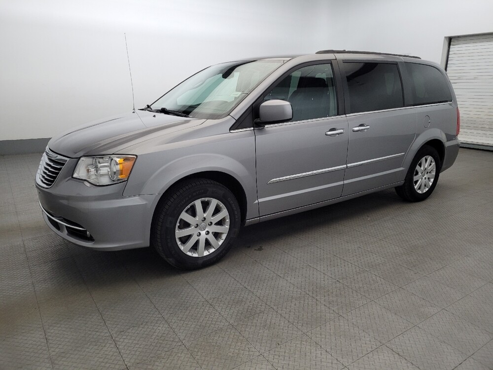 2016 Chrysler Town & Country in Richmond, VA 23235 - 18069239 2