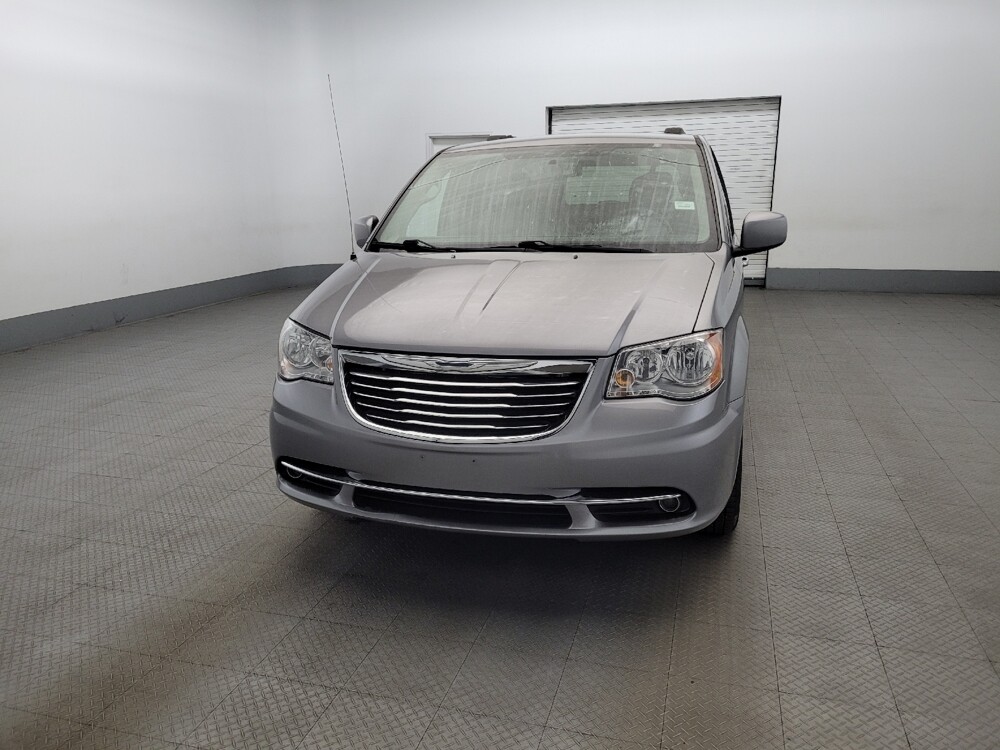 2016 Chrysler Town & Country in Richmond, VA 23235 - 18069239 15