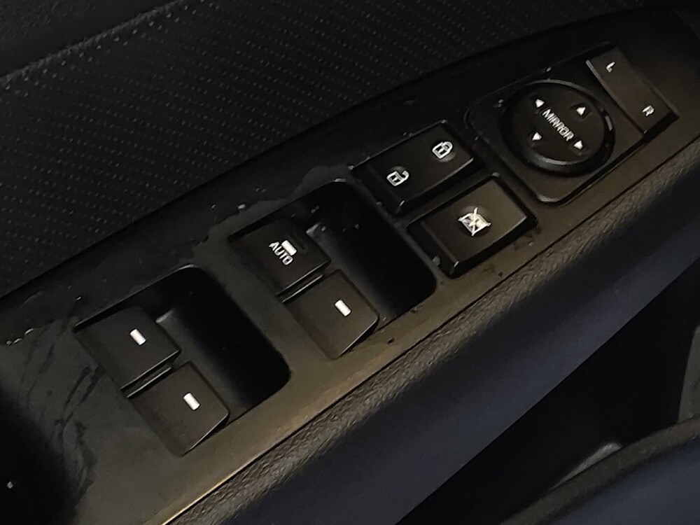 2018 Hyundai Elantra in Lauderdale Lakes, FL 33313 - 18069270 27