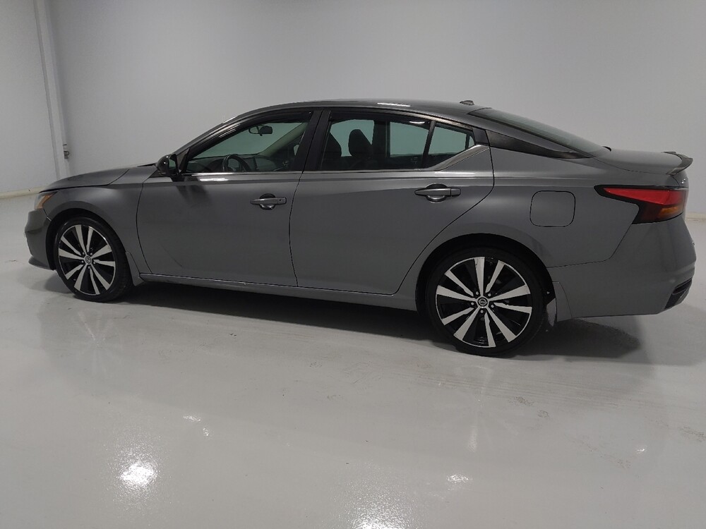 2021 Nissan Altima in Columbus, OH 43228 - 18069272 3
