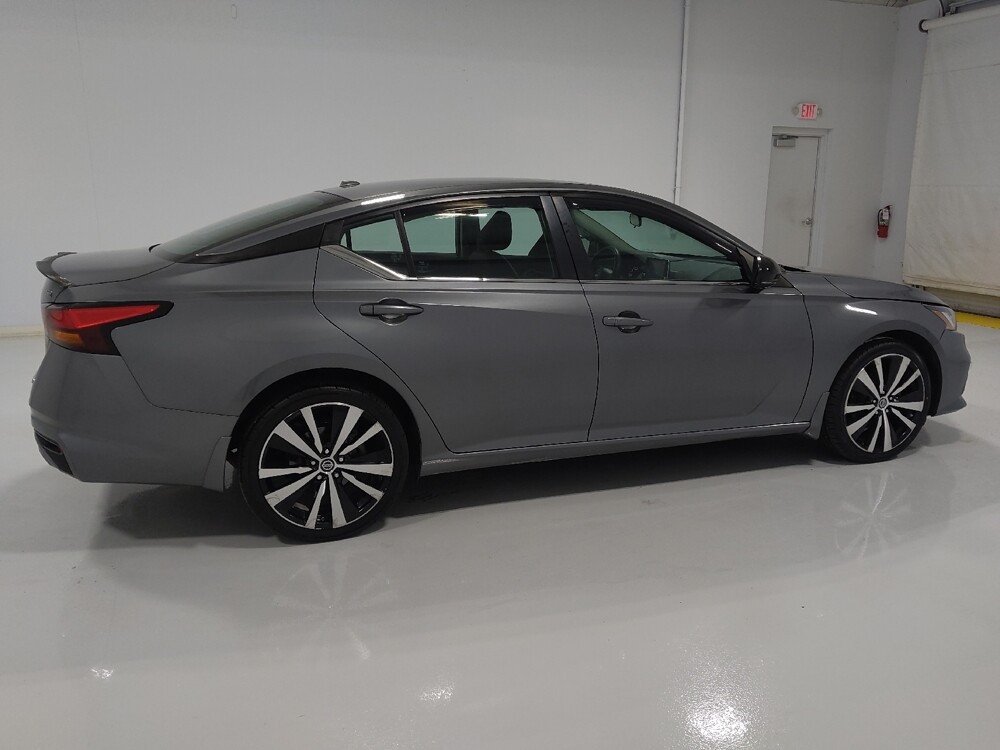 2021 Nissan Altima in Columbus, OH 43228 - 18069272 10