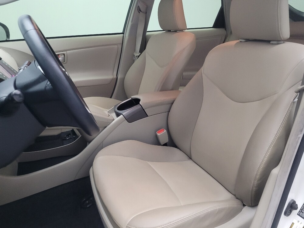 2015 Toyota Prius in Athens, GA 30606 - 18069275 17