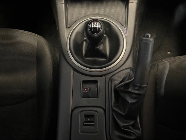 2013 Mazda MX-5 Miata in Conyers, GA 30094 - 18069313 14