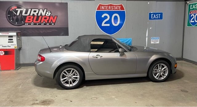 2013 Mazda MX-5 Miata in Conyers, GA 30094 - 18069313 5