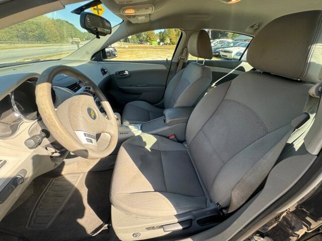2011 Chevrolet Malibu in Flowery Branch, GA 30542 - 18069314 11