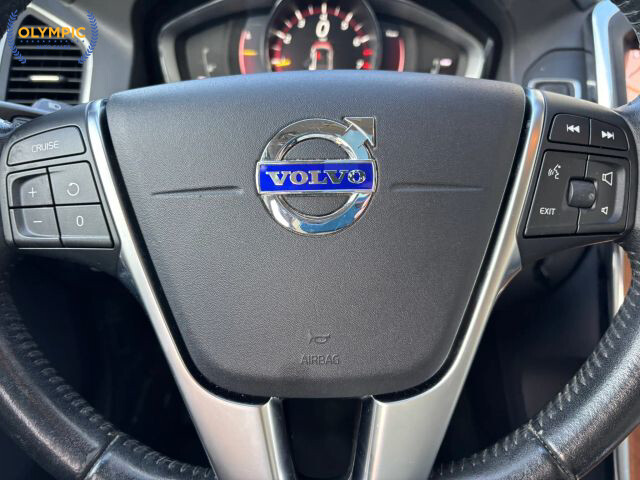 2017 Volvo XC60 in Decatur, GA 30032 - 18069329 23