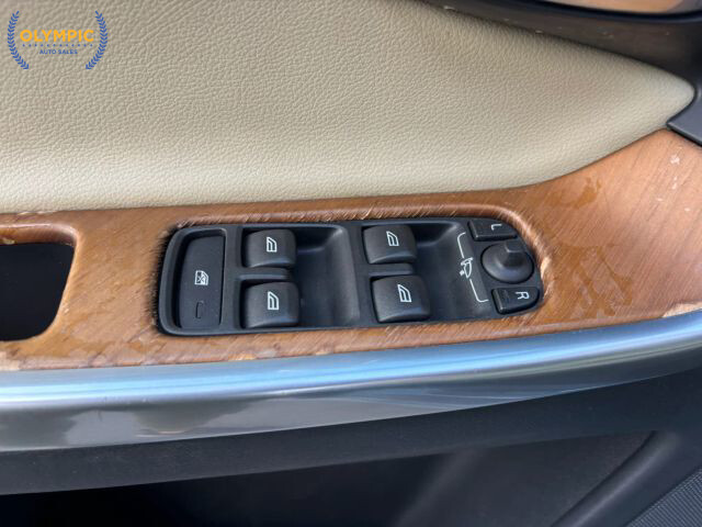 2017 Volvo XC60 in Decatur, GA 30032 - 18069329 31