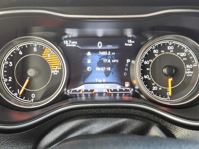 2019 Jeep Cherokee in Wadena, MN 56482 - 18069335 16