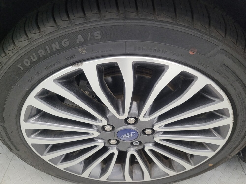 2017 Ford Fusion in Jackson, MS 39211 - 18069379 31