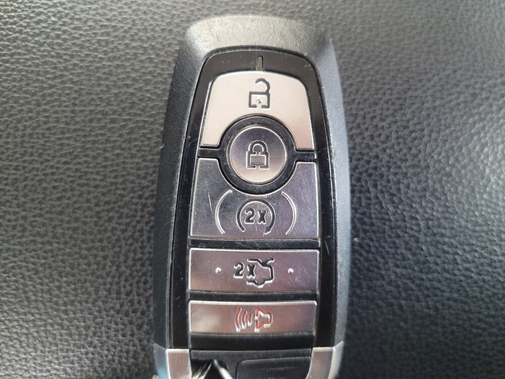 2017 Ford Fusion in Jackson, MS 39211 - 18069379 32