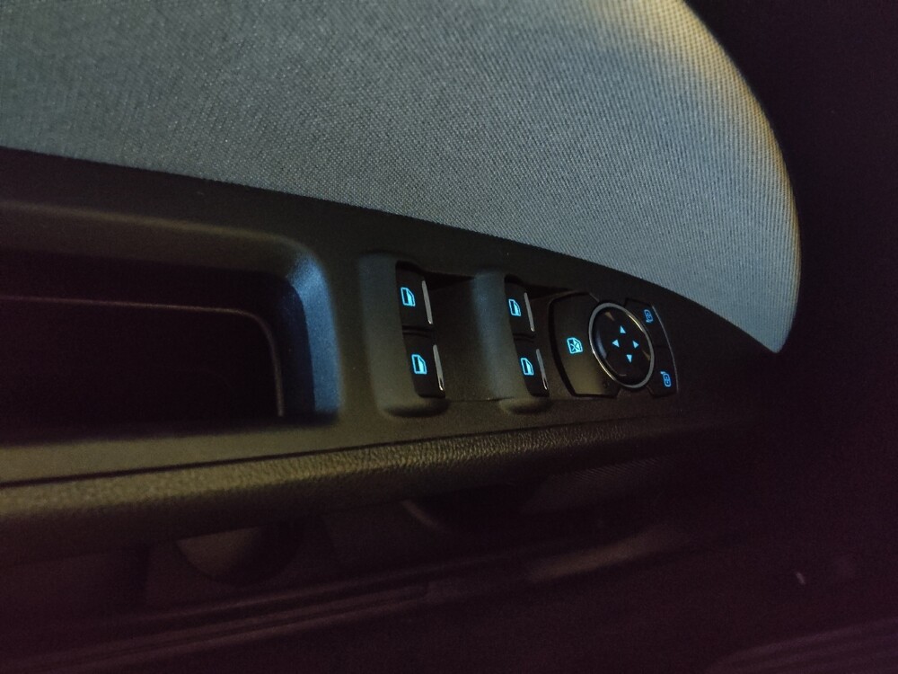 2018 Ford Fusion in Marietta, GA 30062 - 18069387 27