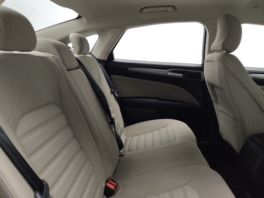 2018 Ford Fusion in Marietta, GA 30062 - 18069387 19