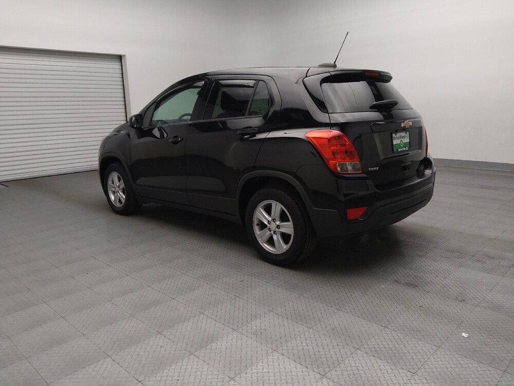 2019 Chevrolet Trax in Fort Worth, TX 76116 - 18069404 5