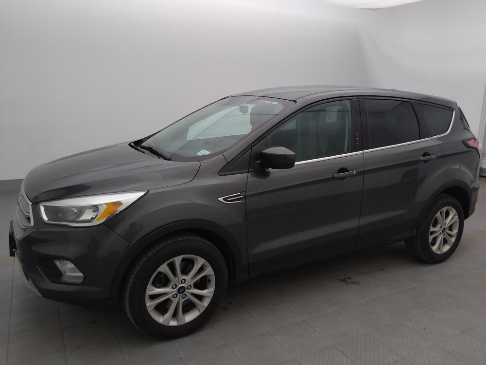 2017 Ford Escape in Tampa, FL 33612 - 18069424 2