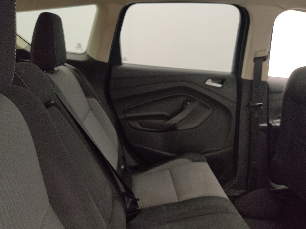 2017 Ford Escape in Tampa, FL 33612 - 18069424 19