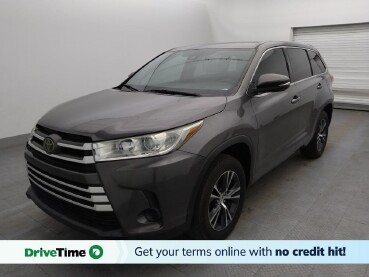 2017 Toyota Highlander in Tampa, FL 33612