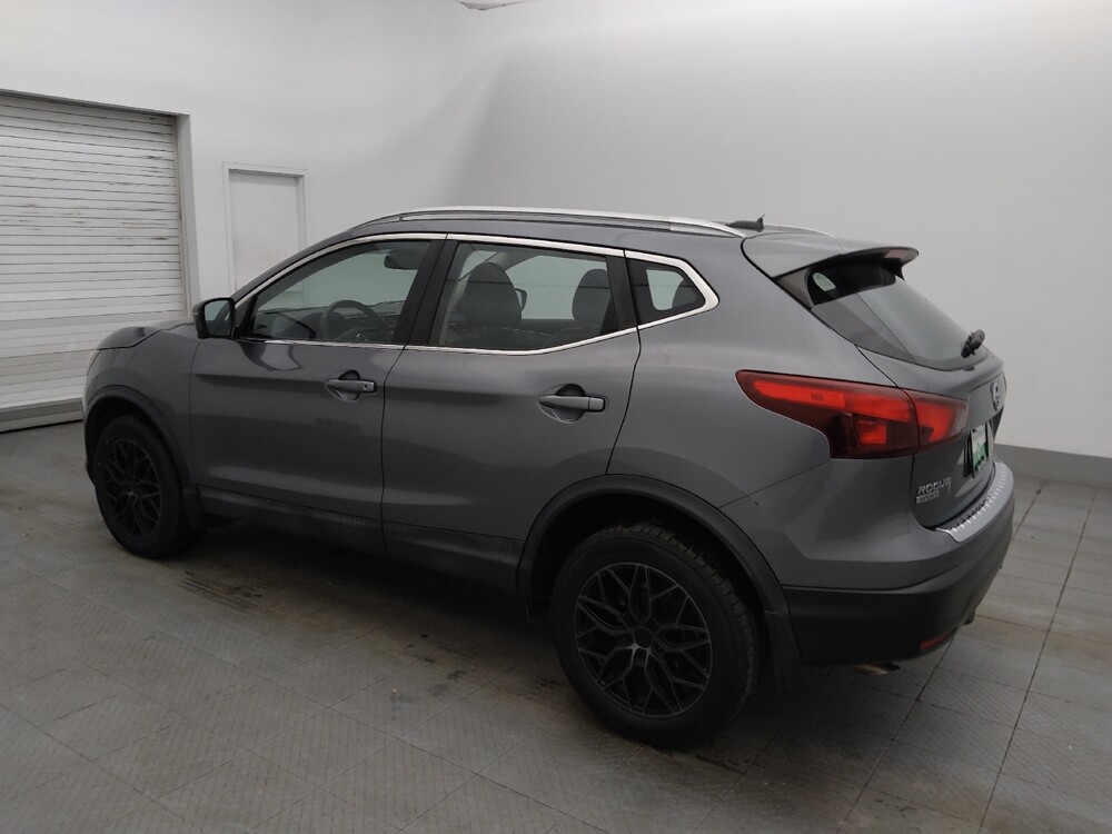 2018 Nissan Rogue Sport in Tampa, FL 33612 - 18069434 3