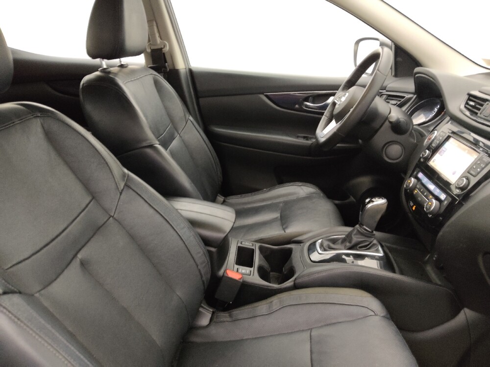 2018 Nissan Rogue Sport in Tampa, FL 33612 - 18069434 21