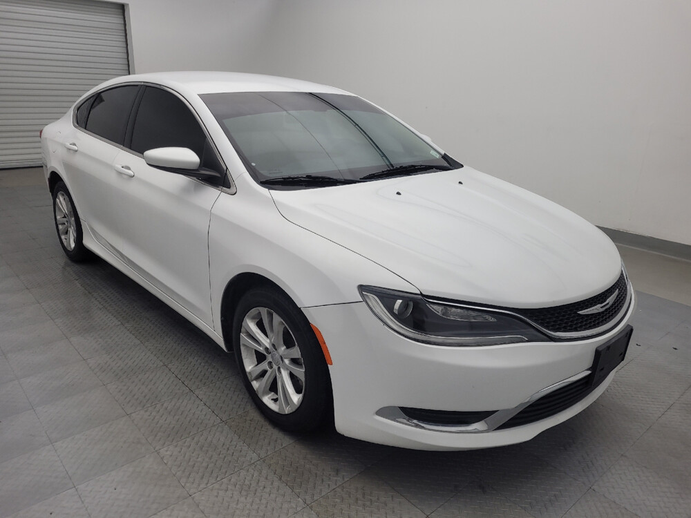 2015 Chrysler 200 in San Antonio, TX 78238 - 18069496 11