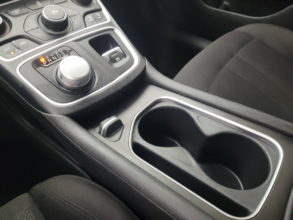 2015 Chrysler 200 in San Antonio, TX 78238 - 18069496 26