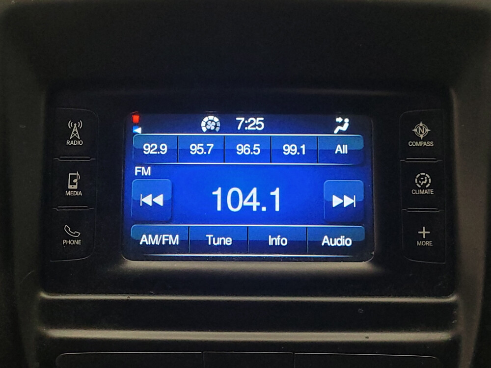 2015 Chrysler 200 in San Antonio, TX 78238 - 18069496 25